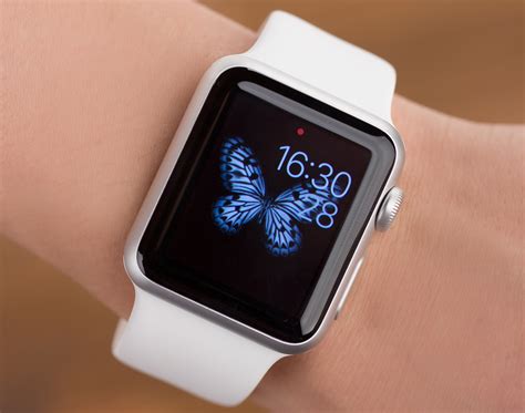 Почему стоит выбрать умные часы Apple Watch: