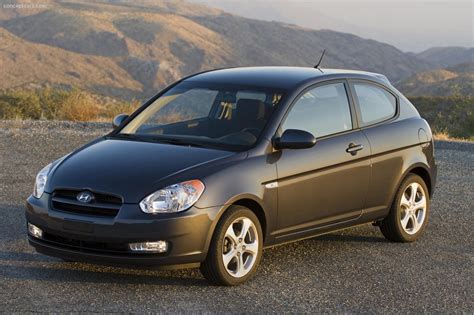 Преимущества модели Hyundai Accent 2007 года: